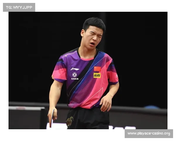 国乒首战告捷 向鹏轻松战胜埃及名将 对手情绪失控大失冷静 国乒首战告捷 向鹏轻松战胜埃及名将 对手情绪失控大失冷静